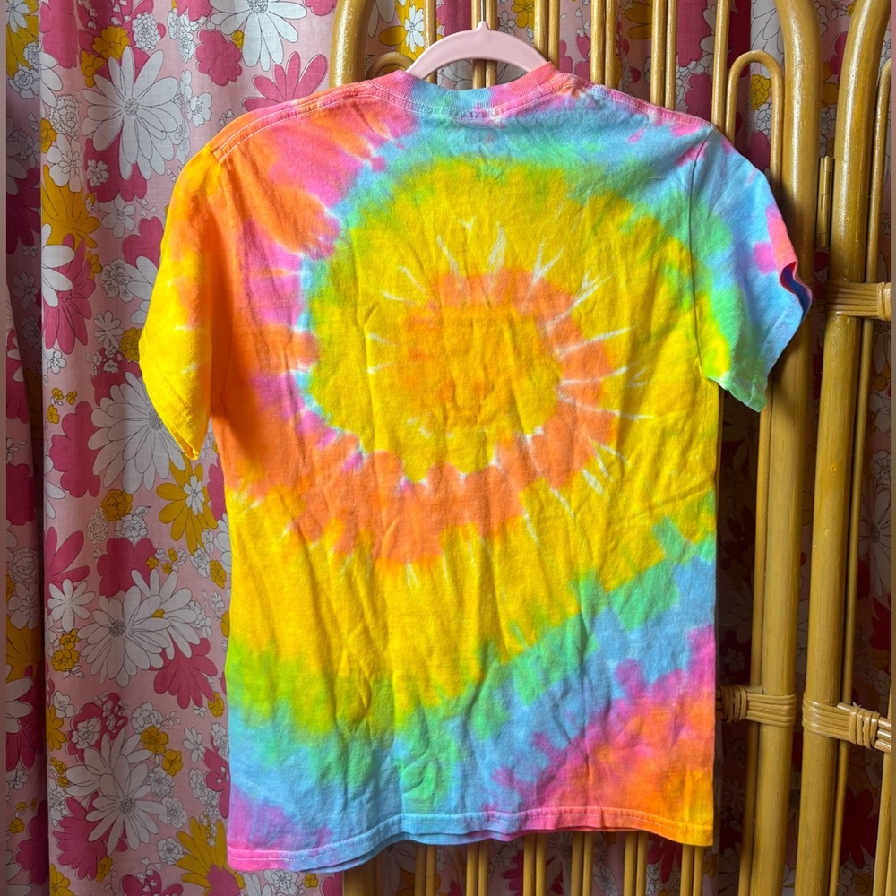 NWT DAISY NATIVES, “Girls Support Girls,” tee - Picture 5 of 5